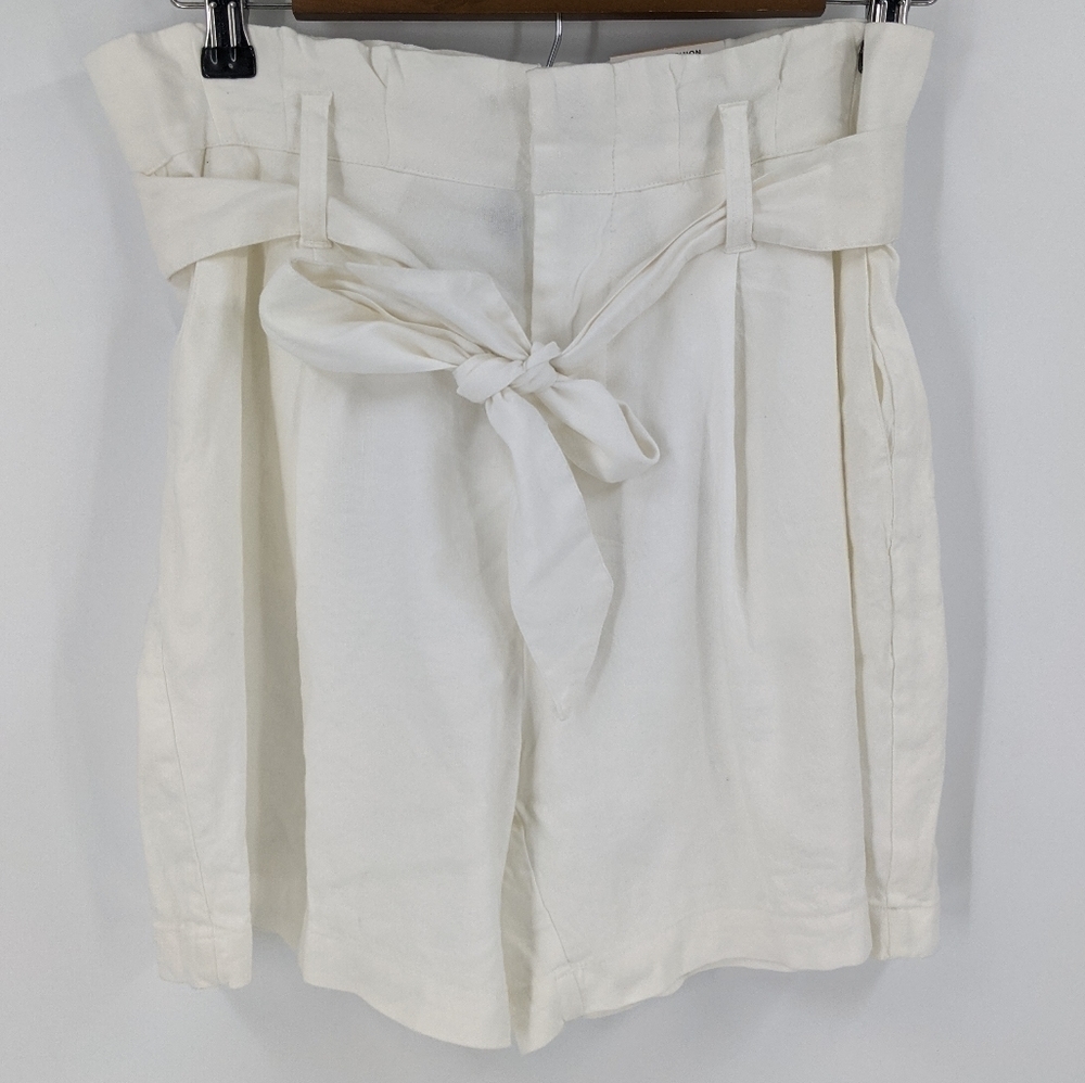 INC INTERNATIONAL CONCEPTS Belted Midrise Shorts